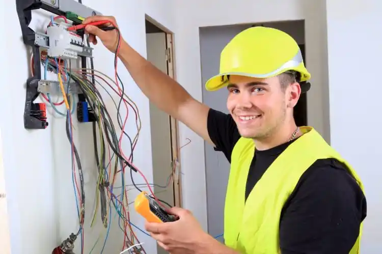 elektricien Delfstrahuizen